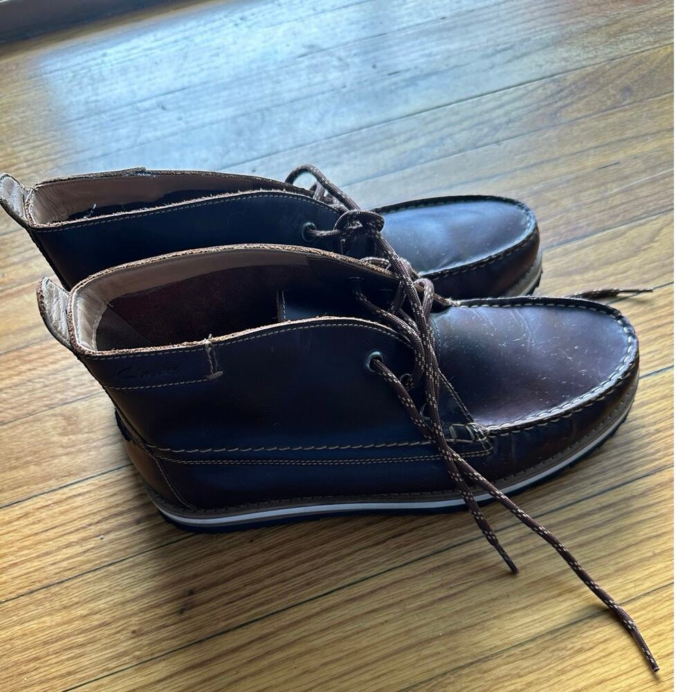 Clarks Durston Mid Chukka Boots 8M Brown Leather Casual Classic Style